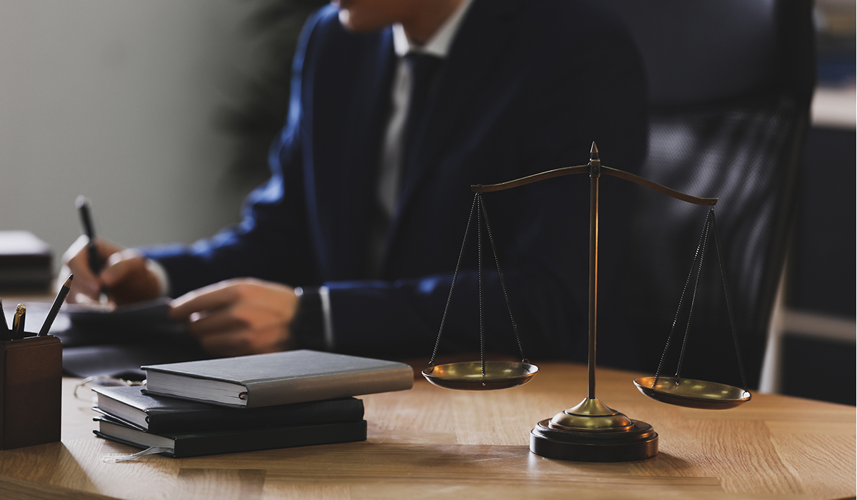 When Should You Hire A Lawyer?